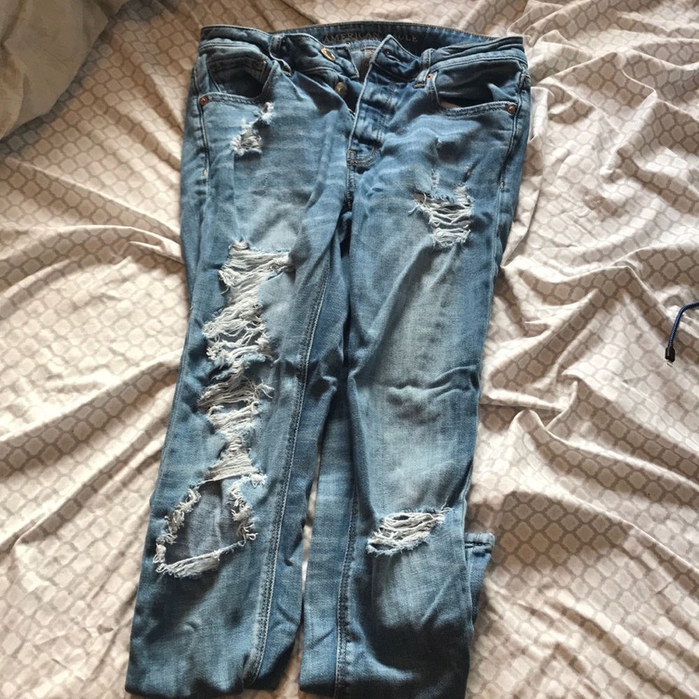 American Eagle ripped boyfriend jeans